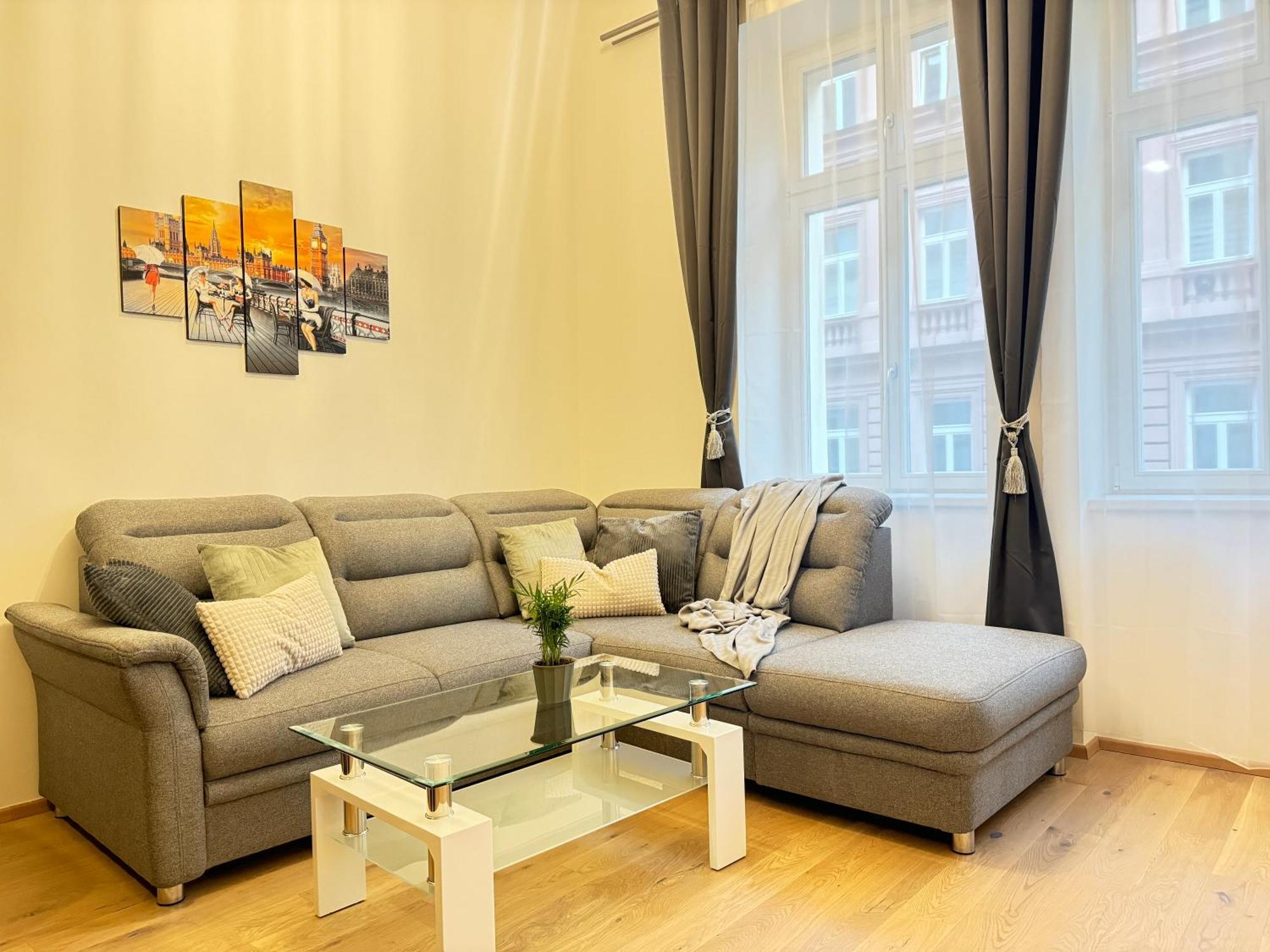 Free Parking - Cozy Apartment Near Vysehrad Railway Bridge Prague Exterior photo